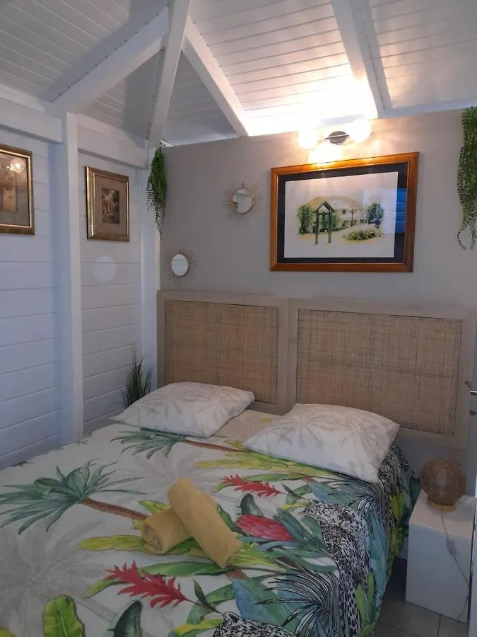 La suite odile Le Lamentin Apartment