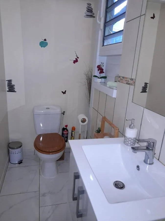 La suite odile Le Lamentin Apartment